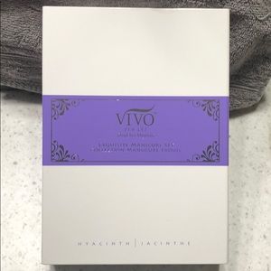 Vivo Per Lei manicure set